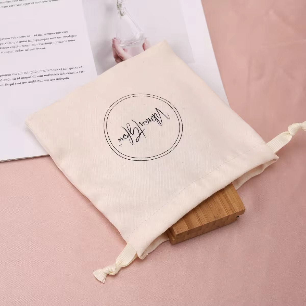 Bolsa con cordón de algodón Be - Cotton Candy Cone reseña y precio